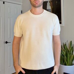 Club Monaco Knitted T-shirt. Size Small